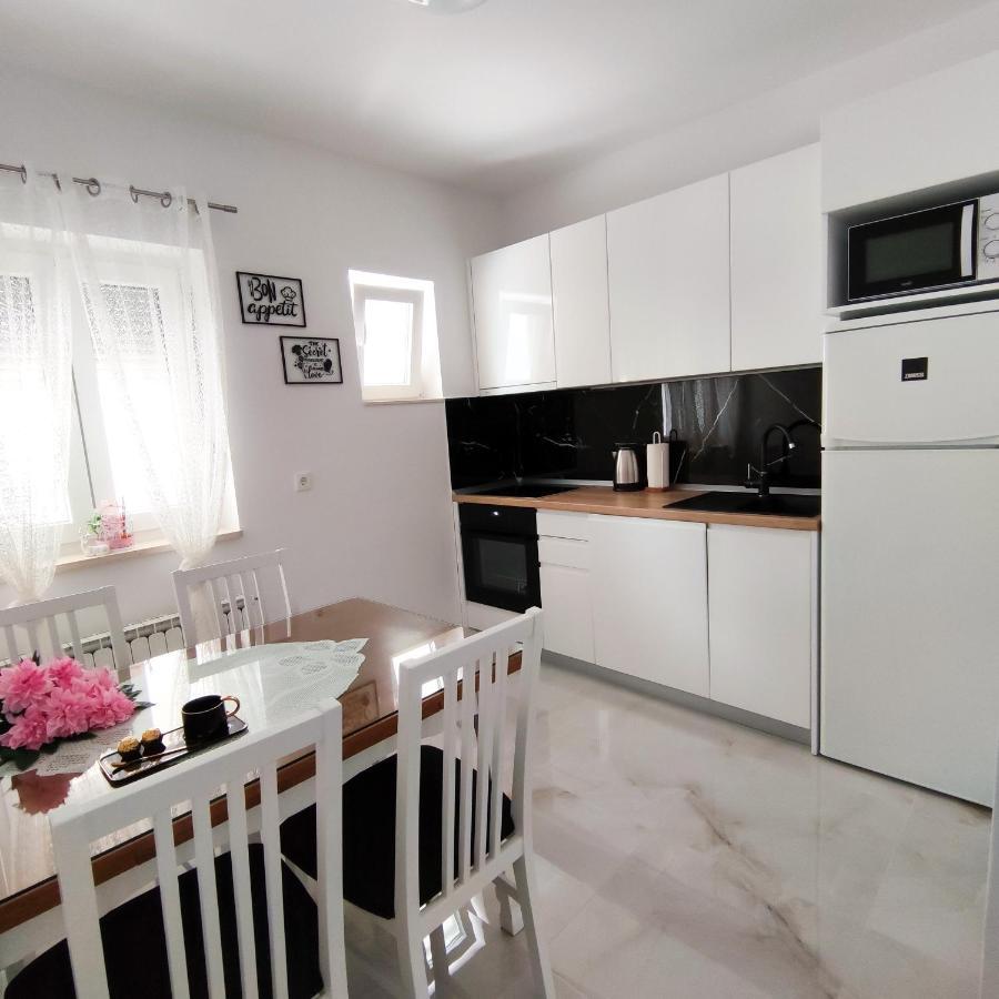 Apartman Rivana Baška Voda المظهر الخارجي الصورة