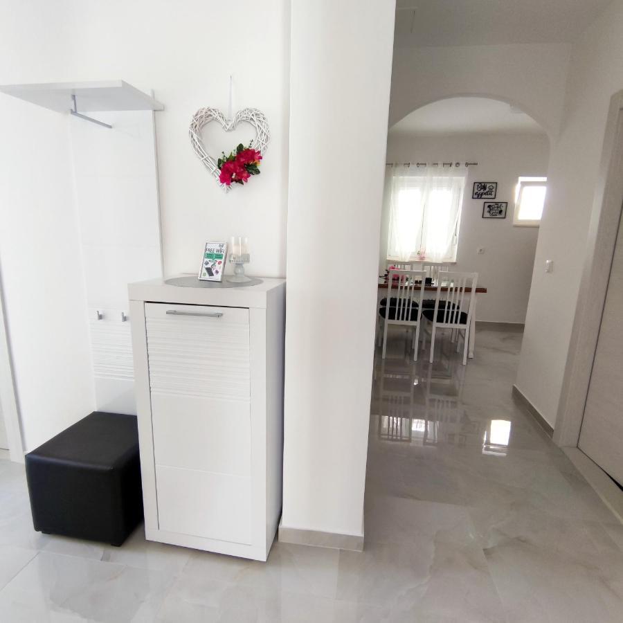 Apartman Rivana Baška Voda المظهر الخارجي الصورة